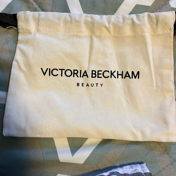 Victoria beckham make up bag - Picture 1 of 3